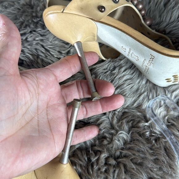 (Z) Pedro Garcia Ankle Strap Leather Studded Sandals, Size 37/6.5 US - Picture 11 of 14